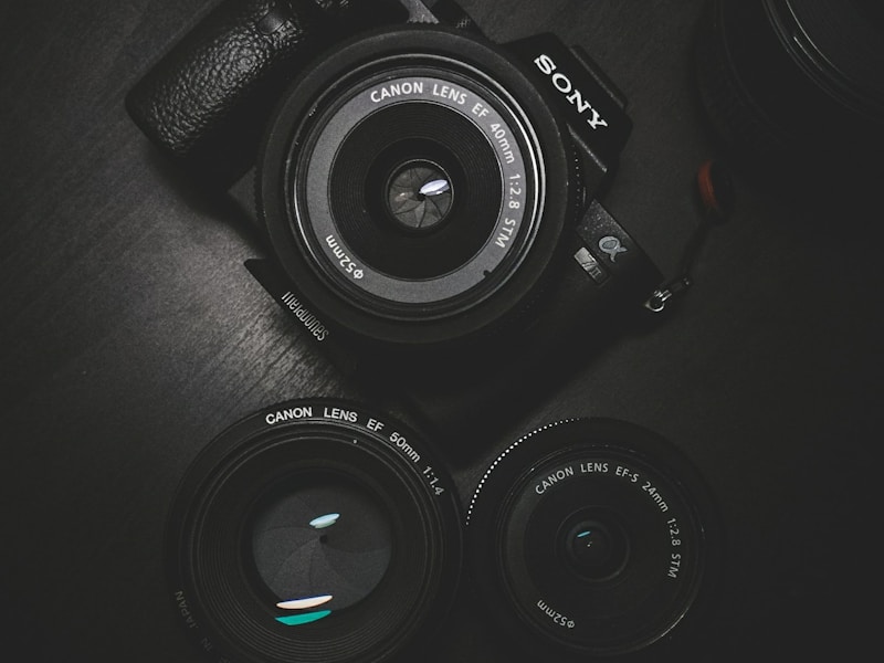 Appareil photo Canon EOS 2000D